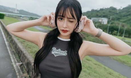 Una8una13 freie erwachsene fotos