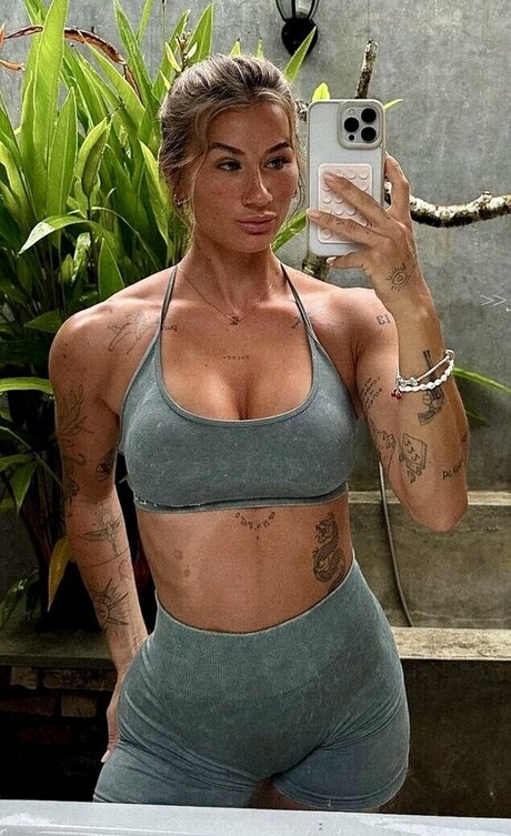 komiker onlyfans kunst pornographische galerien