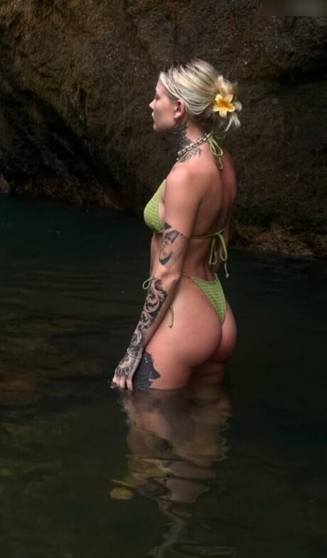 monsterschwanz-onlyfans freie hd foto