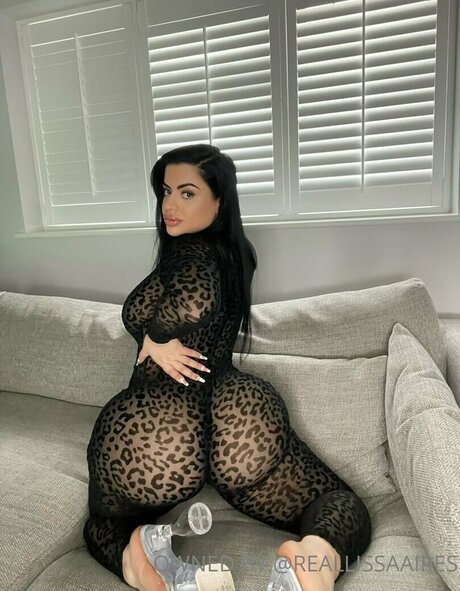 haarige ebenholz-onlyfans kunst nackt archiv