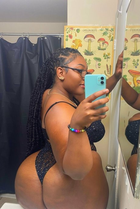 mysisterfree model akt bilder