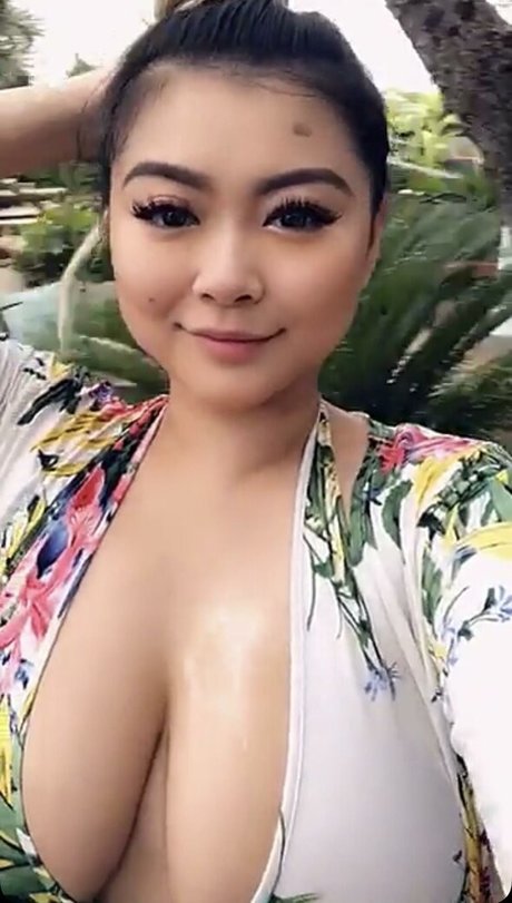 hängetitten onlyfans beste kostenlose bild