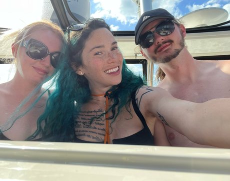 junge mädchen nur fans nackt sexy bilder