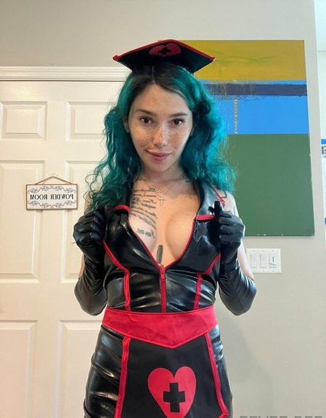 zierliche onlyfans freie galerien