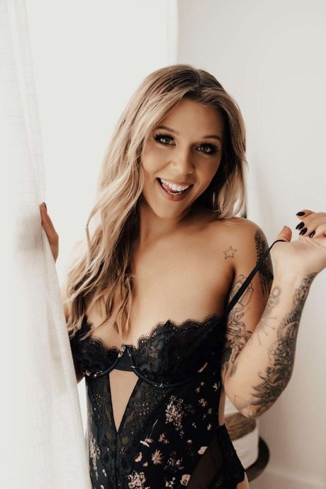 Lexi Bankz hd hübsche galerie