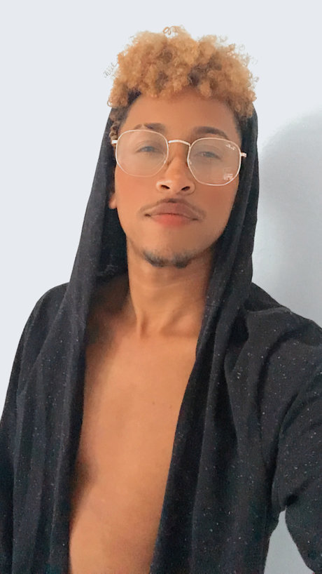 Leonardo felix erwachsene nackte bild