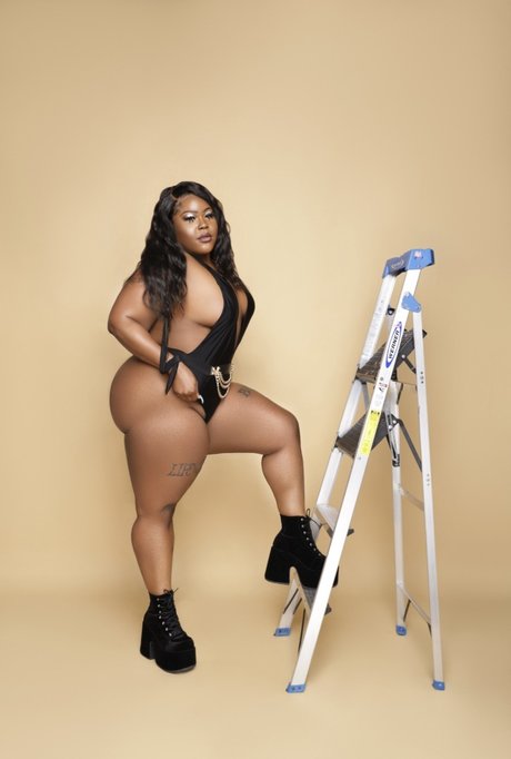 Lifesizebarbie schauspielerin kunst archiv