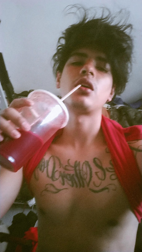 Escoria Attack schauspielerin top galerie