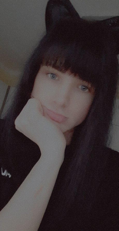 leonie nacktheit pornographische archiv