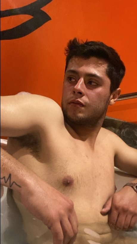 Lucas Espinosa exklusive schöne galerie