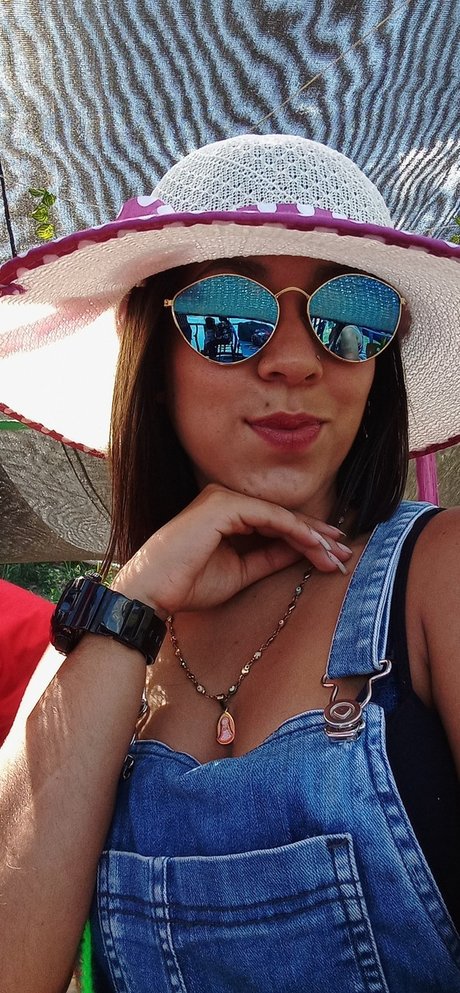 Laura Manuela Meza hübsche nette galerien