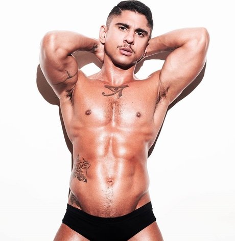 Lucas Mancinni pornostar erwachsene archiv