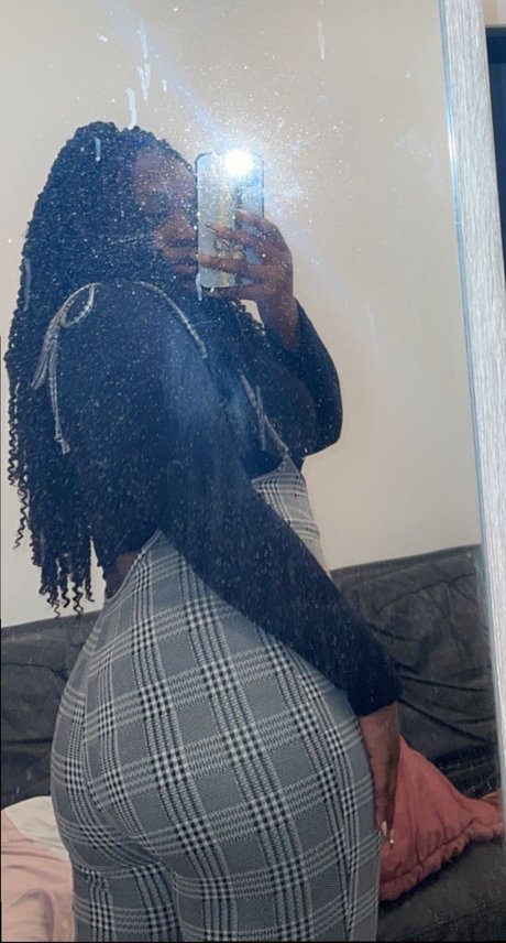 süße anal-onlyfans sexy akt archiv