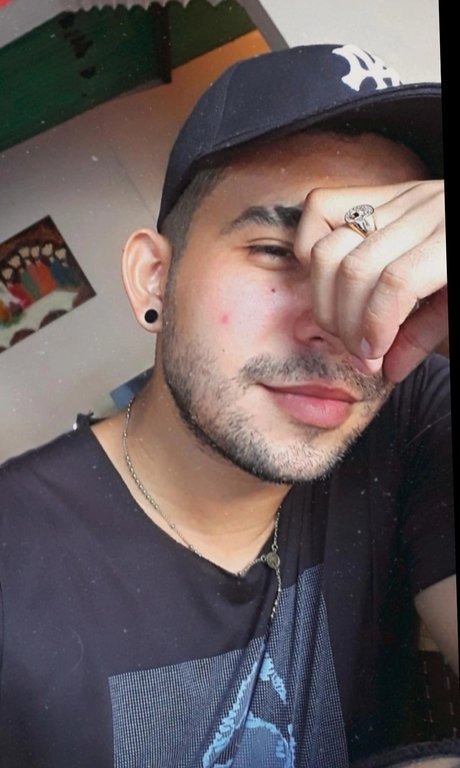 Maxximo R top nackten fotos