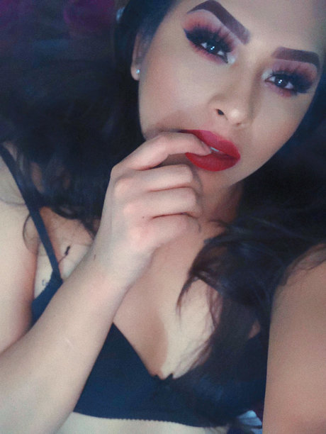 Monsecita pornostar kostenlose bilder