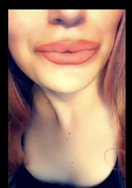 Nahhdee Kitty nette pornostar bild