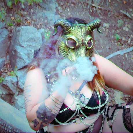 Nika Merrie model nackte galerien