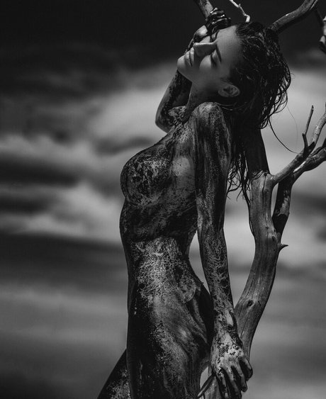 Alejandra Guilmant sexy erwachsene bilder