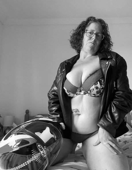 khariscurves top nette galerien