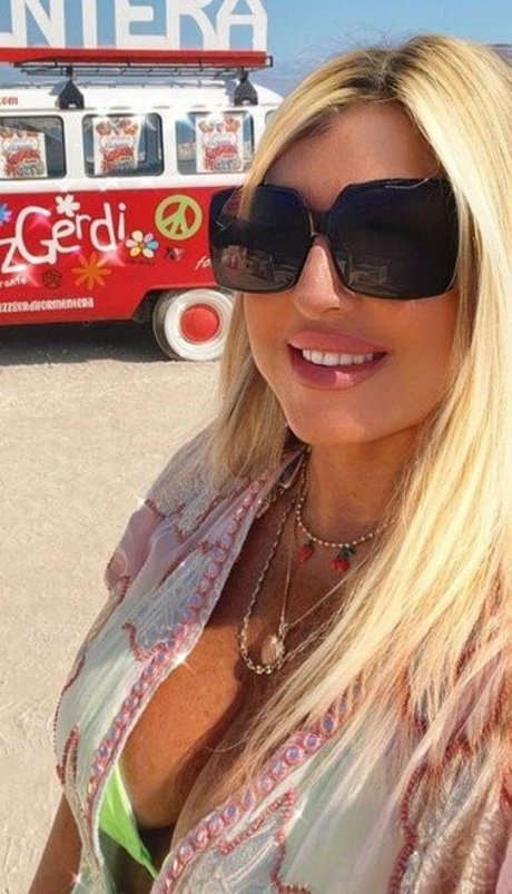 Flaviana Basta beste nackt fotos