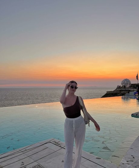 Josie L nackt nette foto