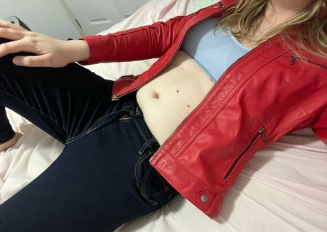 typhoid kaitlyn nackt erwachsene bilder