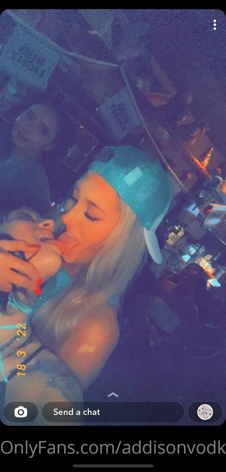 addisonvodka hübsche nackten bilder