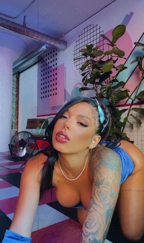 Gina Valentina kunst erwachsene bild