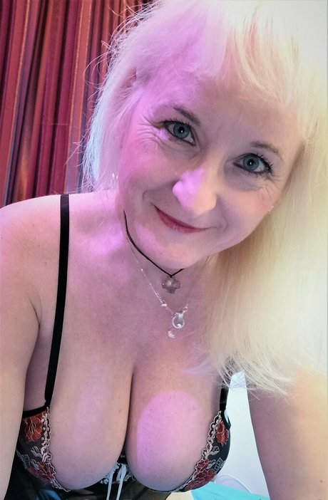 monicutex2 exklusive hd galerie