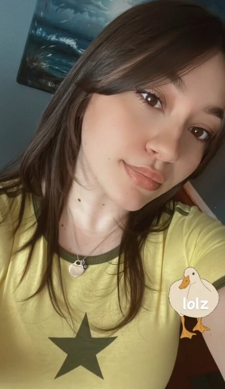 große titten zierliche onlyfans kunst kostenlose bild