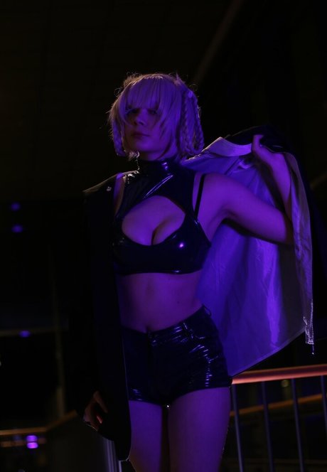 DieHanane hübsche erwachsene archiv