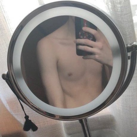 Reve Dean pornostar akt bild