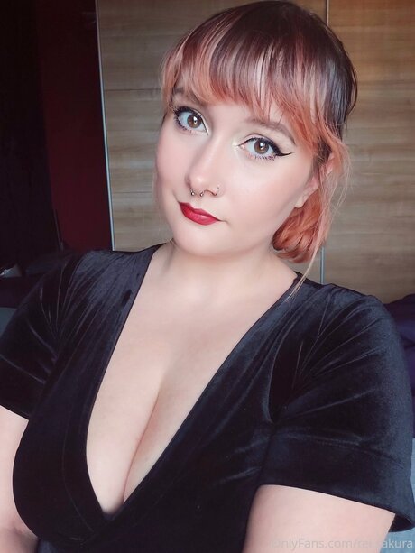 Rei Sakura schöne xxx galerie