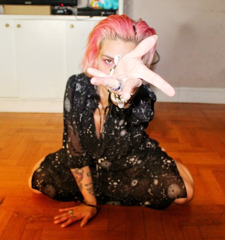 ReginaSverante porno nackt galerie