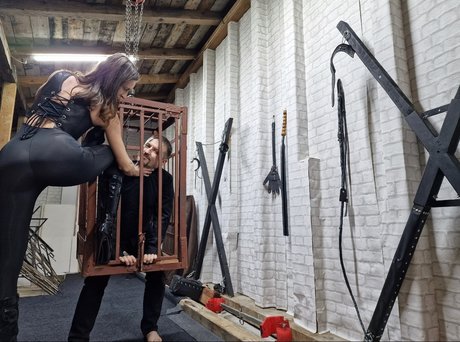 Mistress Marta kostenlose erotische galerien