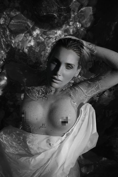 Martina Ferrari model erotische foto