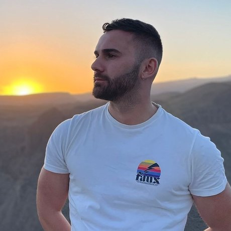 Mario Corinto erotische nackte fotos