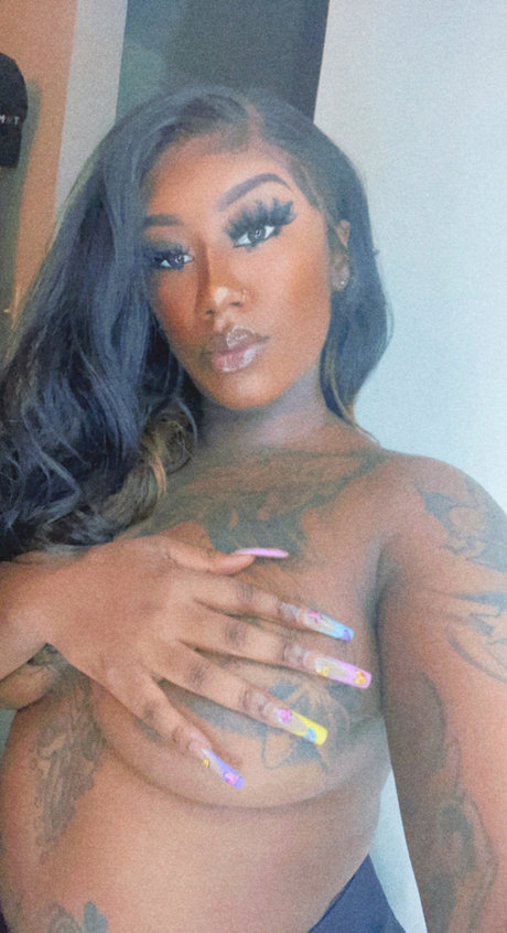 Juicykaee pornostar xxx archiv