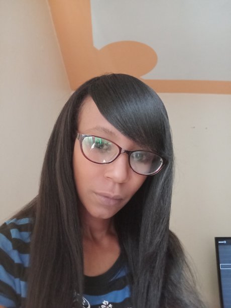 Beau petite model schöne galerien