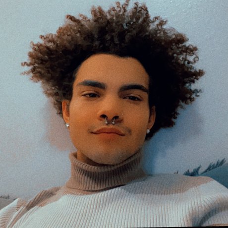 Matthias Hugh top sexy foto