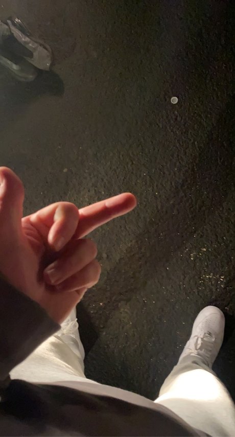 rothaarige spritzt nur fans nackt schöne bild