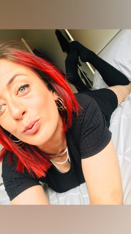 footjob nur für fans xxx kostenlose foto