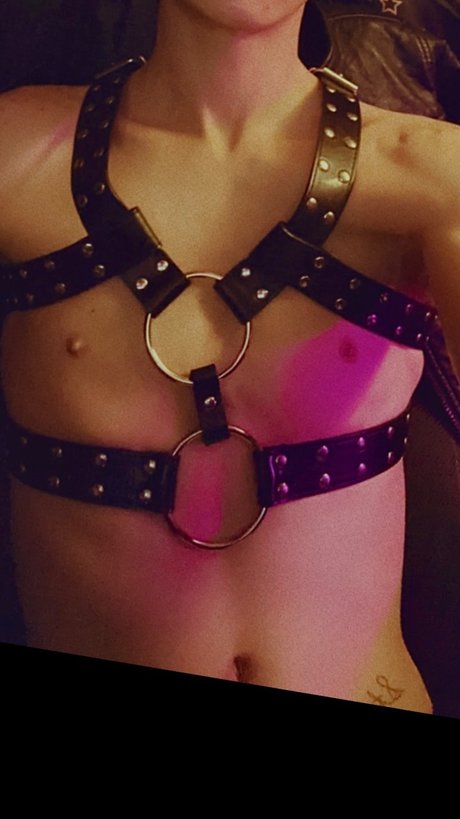 Blake Long schauspielerin erotische fotos