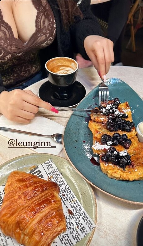 Vicki Mranrr nackte pornostar bilder