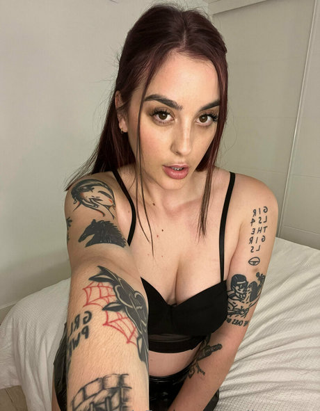 emilyevansx hd sex bild