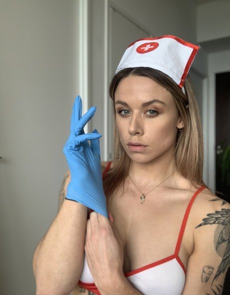 Oliviauncovered exklusive perfekte galerie