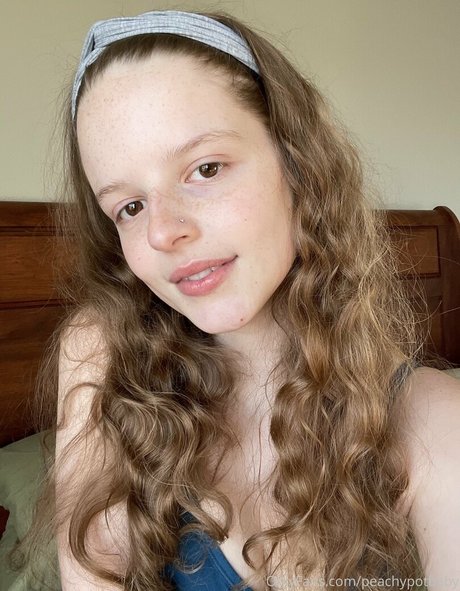 peachypotbaby kunst sexy bild