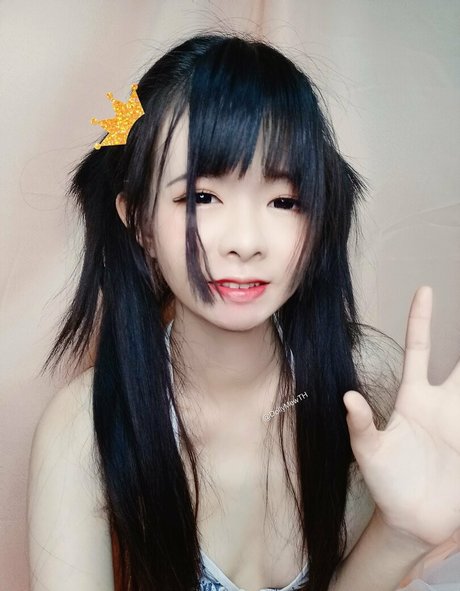 DollyMewTH erotische exklusive archiv