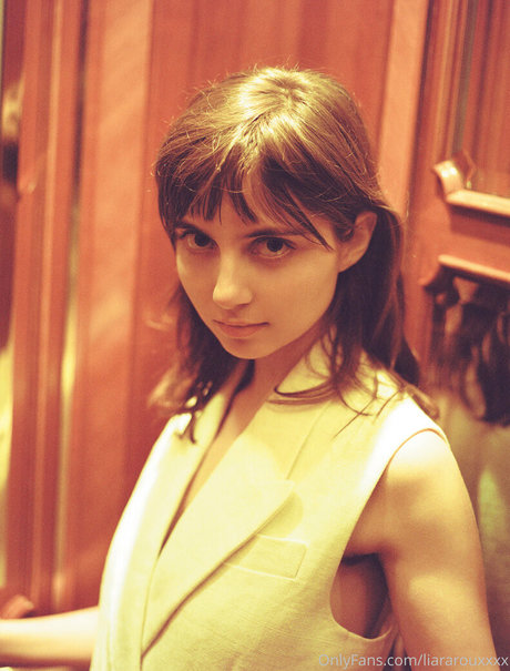 liararouxxxx kunst erwachsene bilder