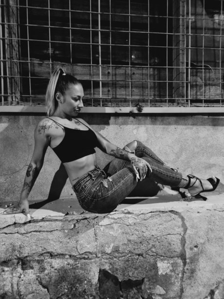 Andra bby xxx schöne galerie